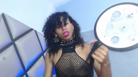 venuss_03 online show from May 24, 3:44 am
