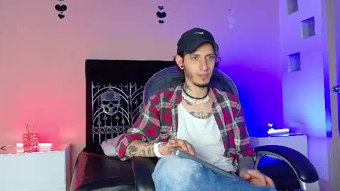 vergil_noir online show from July 2, 4:07 am