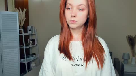Delora online show from May 23, 9:19 pm