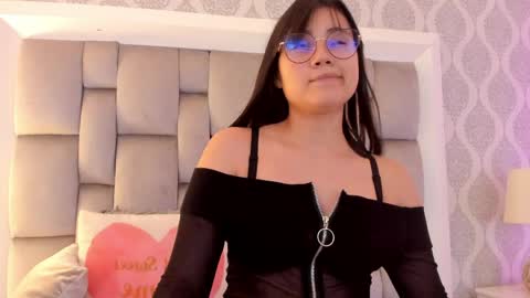 vero domplay online show from April 9, 6:19 am