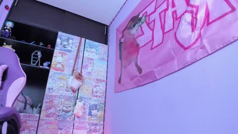     online show from September 11, 12:00 am