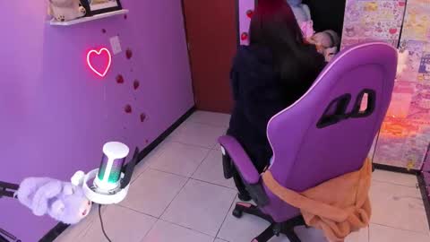     online show from October 13, 11:38 pm