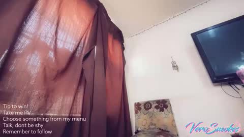 Snapshot of veroalva chatting on April 29, 6:47 pm Vero Alva online show from April 29, 6:47 pm