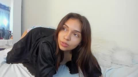 Snapshot of verohoneymoon chatting on February 19, 5:58 am Veronica online show from February 19, 5:58 am