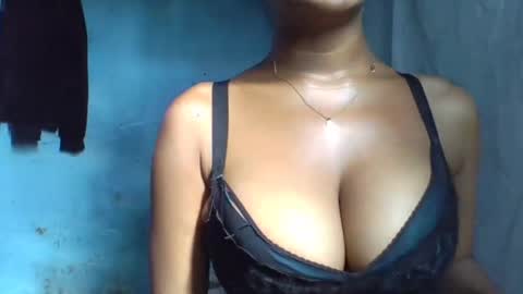 verolla31 online show from January 31, 12:51 pm