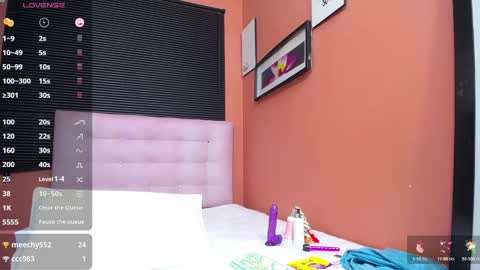 Snapshot of veronica_roose chatting on February 24, 3:42 pm Veronica online show from February 24, 3:42 pm