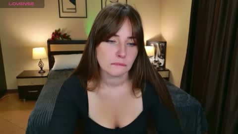 Snapshot of veronicafreman chatting on June 23, 6:11 am Veronica online show from June 23, 6:11 am