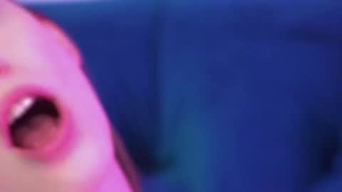 Veronica online show from February 25, 6:50 pm