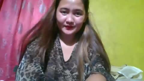 versatile_hottie_asian online show from July 28, 7:04 pm