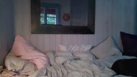 John online show from June 23, 1:25 am