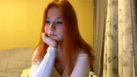 Lina online show from June 8, 2:39 pm