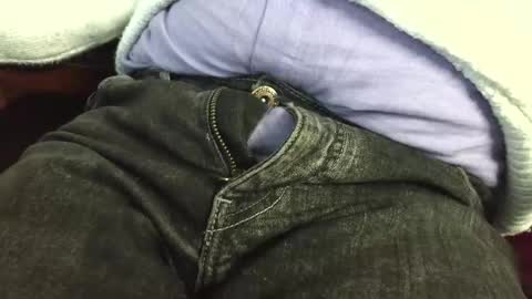 Erik online show from February 14, 7:49 am