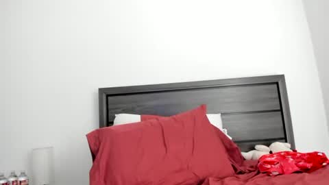 Snapshot of verysassypeachgoddess chatting on December 22, 2:14 pm verysassypeachgoddess online show from December 22, 2:14 pm