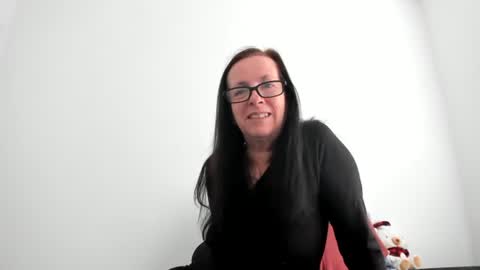 Snapshot of verysassypeachgoddess chatting on January 13, 3:50 pm verysassypeachgoddess online show from January 13, 3:50 pm