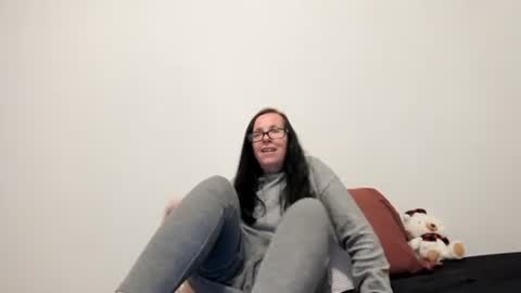 Snapshot of verysassypeachgoddess chatting on January 15, 3:22 am verysassypeachgoddess online show from January 15, 3:22 am