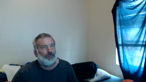 hairy man online show from June 5, 12:06 am