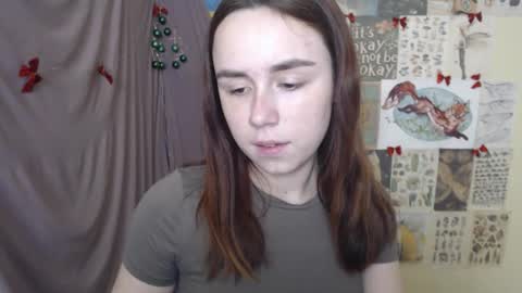 veryveryvery_shy online show from January 5, 5:27 pm