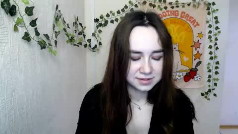 veryveryvery_shy online show from March 6, 8:33 am