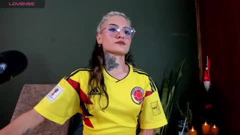 natalia gomez online show from June 18, 10:03 pm
