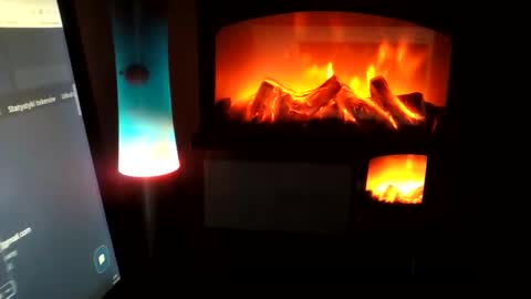 Snapshot of vesuvius89 chatting on March 16, 12:49 am vesuvius89 online show from March 16, 12:49 am