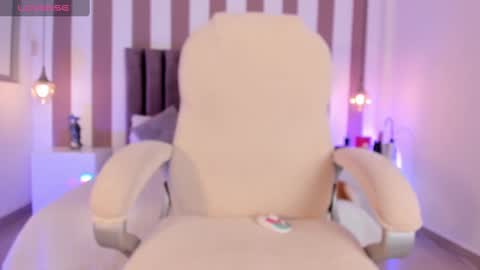 Ariana  online show from October 1, 4:46 pm