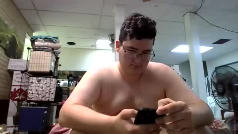 Snapshot of vicantis chatting on April 10, 6:23 pm Matt online show from April 10, 6:23 pm