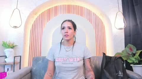 Vichy  Everyday From 1400 to 2130 Col Time online show from February 16, 7:21 pm