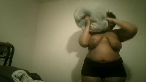 Snapshot of vickiryder56 chatting on June 26, 3:00 am vickiryder56 online show from June 26, 3:00 am