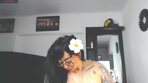 Vicky  online show from March 26, 11:16 am