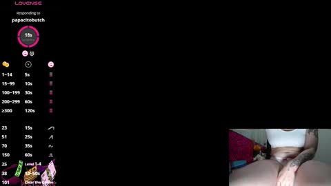 Snapshot of vickysexyx chatting on November 14, 9:46 pm Valentina online show from November 14, 9:46 pm