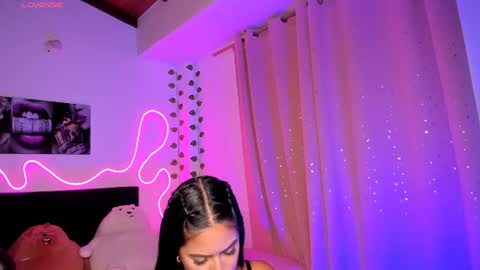 Snapshot of vickysth1 chatting on June 28, 10:38 pm VICTORIA 3 online show from June 28, 10:38 pm