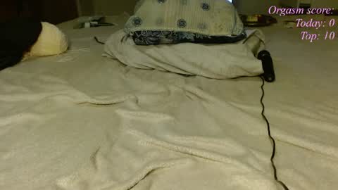 Snapshot of victoria97 chatting on July 7, 8:35 pm Victoria97 online show from July 7, 8:35 pm