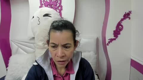 Victoria  grey  online show from July 17, 5:18 pm
