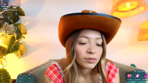  Victoria for you  online show from February 16, 3:35 am