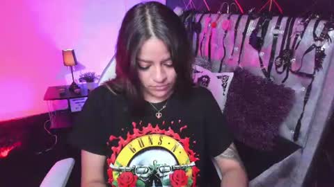 Snapshot of victoria_floyd1 chatting on June 9, 10:54 pm victoria_floyd1 online show from June 9, 10:54 pm