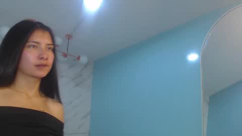 Victoria online show from May 22, 1:17 pm