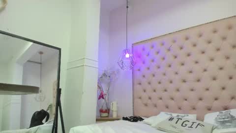 victoria_kitt online show from June 29, 7:14 pm
