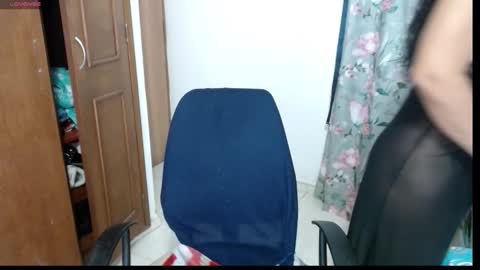 victoria online show from February 3, 10:42 am