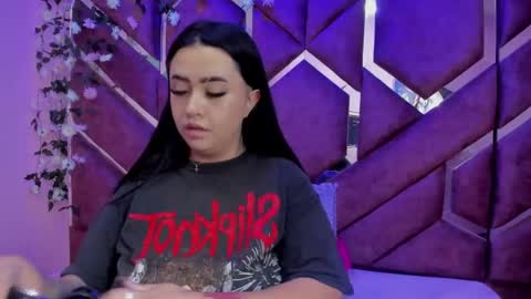 Victoria online show from December 22, 7:55 pm