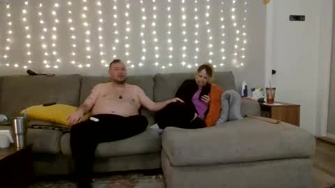 Victoria and Jesse online show from November 1, 11:51 pm