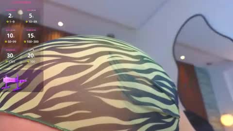 Victoria Andrade online show from February 13, 1:18 pm