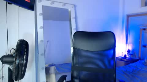 ONLYFANS  online show from June 25, 2:33 am