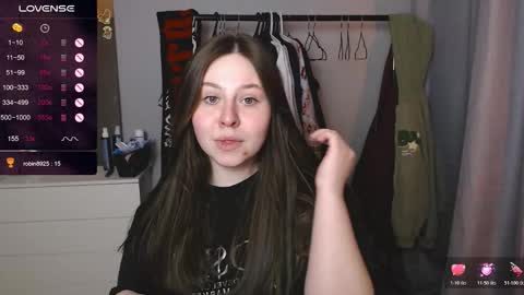 victoriassecrets_ online show from February 19, 12:45 pm