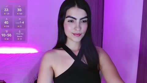 victoriia_henao_ online show from November 2, 2:58 am