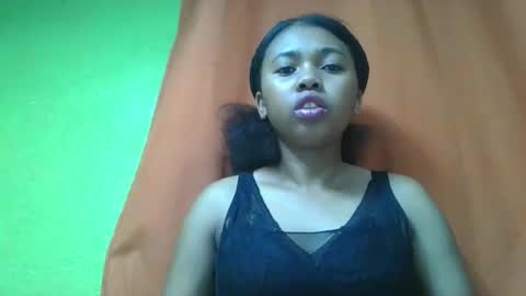 vierge28430 online show from May 4, 2:18 am