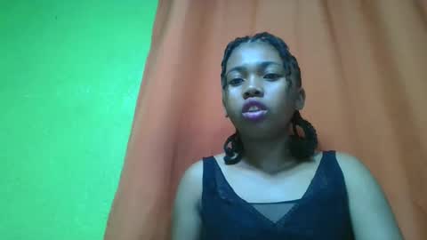 vierge28430 online show from May 6, 2:19 am