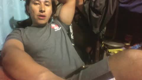 Snapshot of viernes1010 chatting on February 4, 1:45 am viernes1010 online show from February 4, 1:45 am