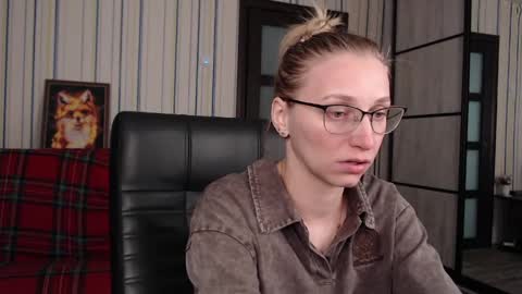 Vika online show from May 23, 11:58 am