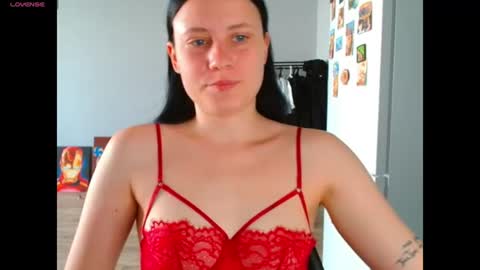 Viki Kelt online show from June 13, 1:25 am
