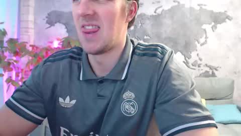 vikingchrisss online show from January 16, 11:14 am